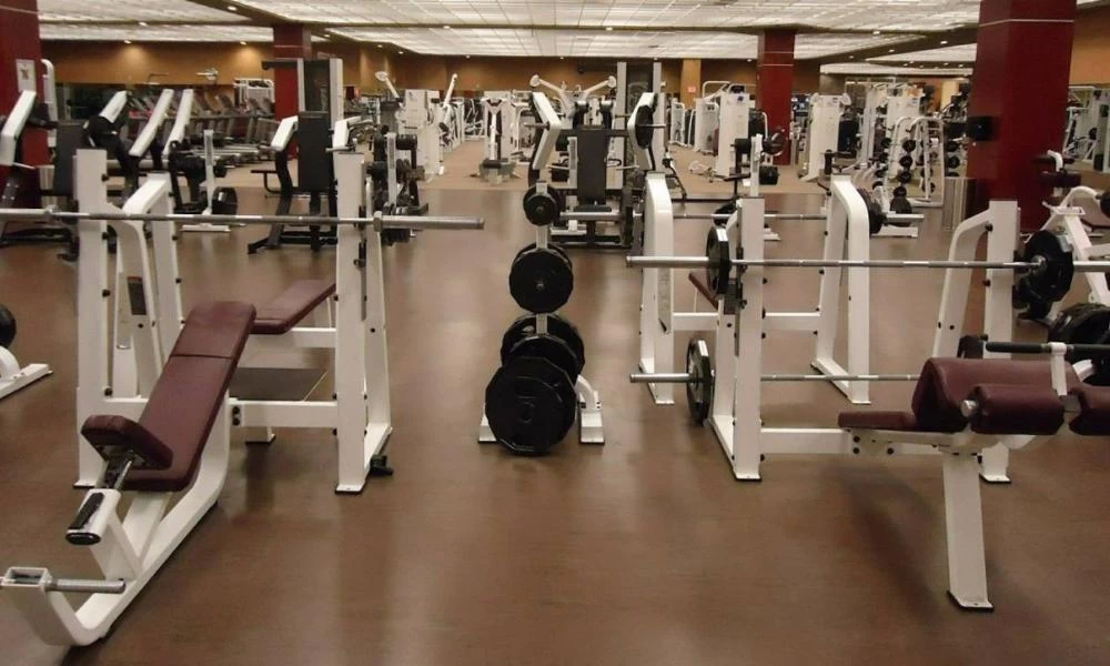 Γυμναστήριο στις ΗΠΑ προσφέρει δωρεάν συνδρομή στους αρνητές του εμβολίου